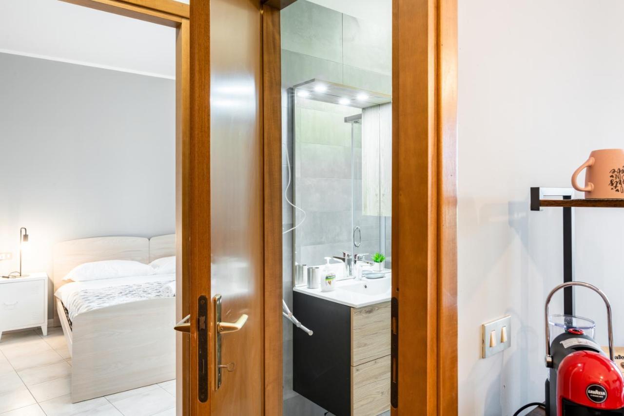 Luni Mare Modern Balcony Flat Apartment Маринела ди Сарцана Екстериор снимка